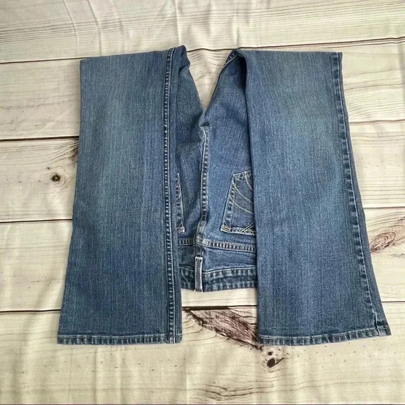 Signature by Levi’s Low Rise Slim Bootcut 7 Jrs - Picture 4 of 16